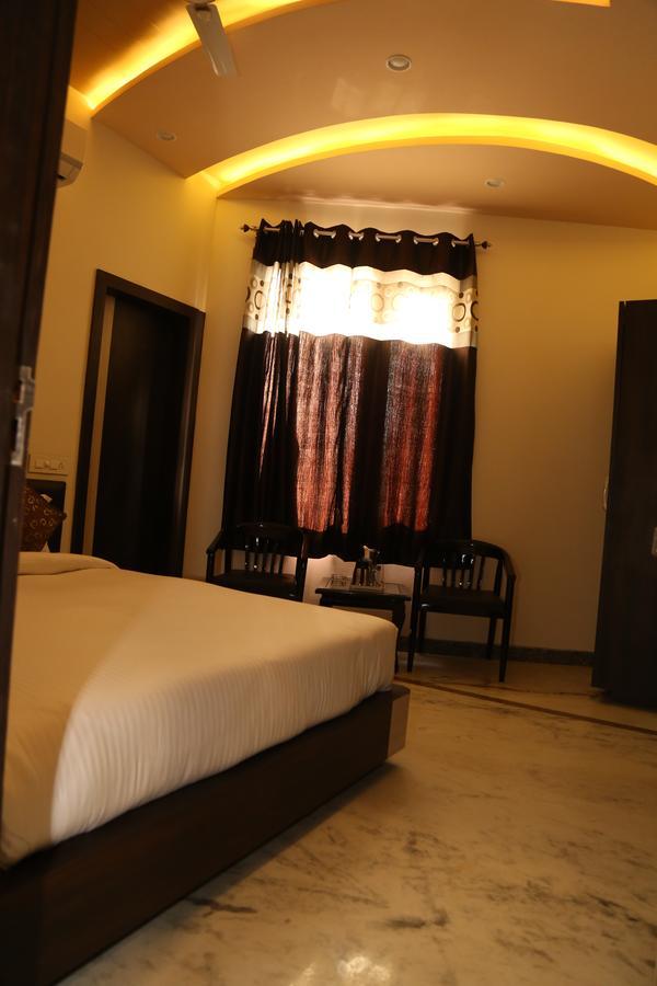 Hotel Delight Udaipur Eksteriør bilde
